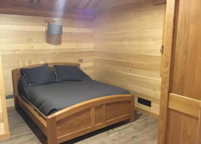 En Famille En Pleine Nature -regard Sur Le Mezenc *